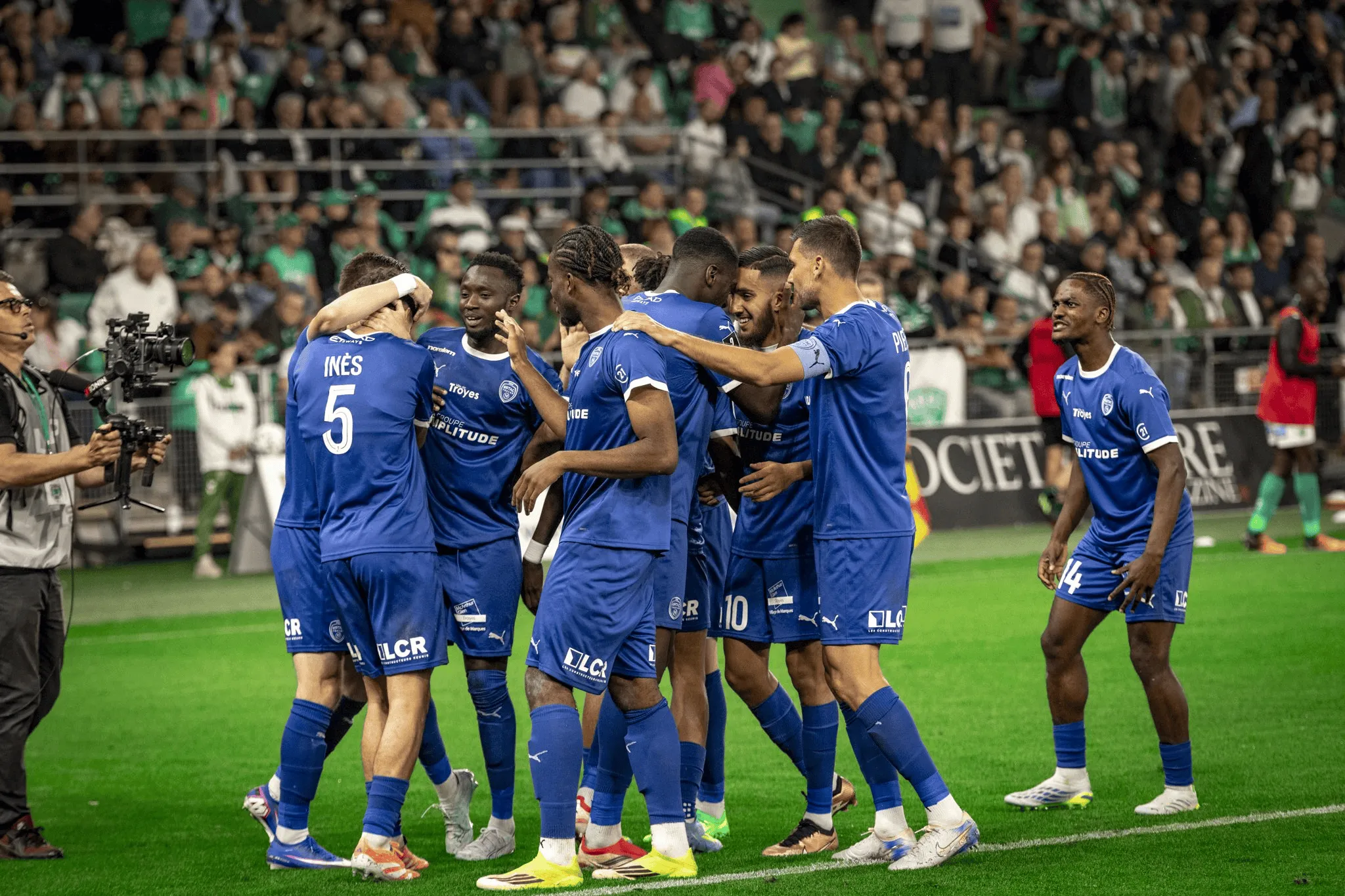 app下载-特鲁瓦3-0圣埃蒂安提前两轮重返法甲，第7次升法甲历史最多